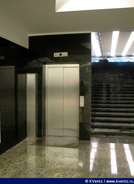 Лифт на платформе Строгино