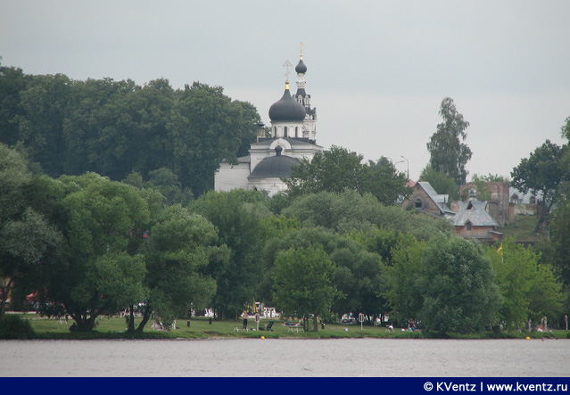 Церковь на другом берегу